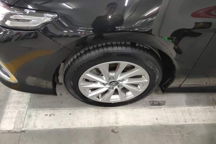 Used Toyota Camry 2021 2.0G Luxury Edition
