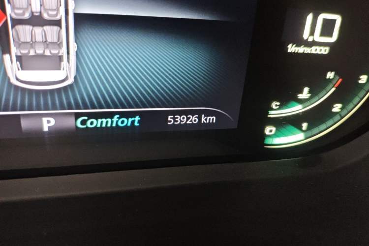 Used Roewe RX5 MAX 2019 300TGI Automatic 4G Connect Luxury Edition
