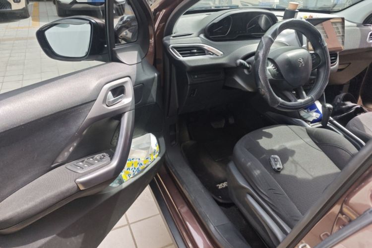 Used Peugeot 2008 2014 1.6L Automatic Fashion Edition
