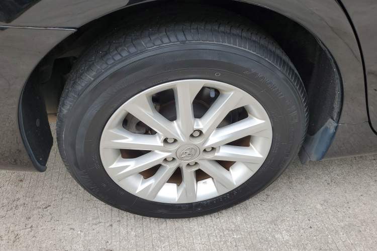 Used Toyota Camry 2015 Dual-Engine 2.5 HG Luxury Navigation Edition Exterior 2