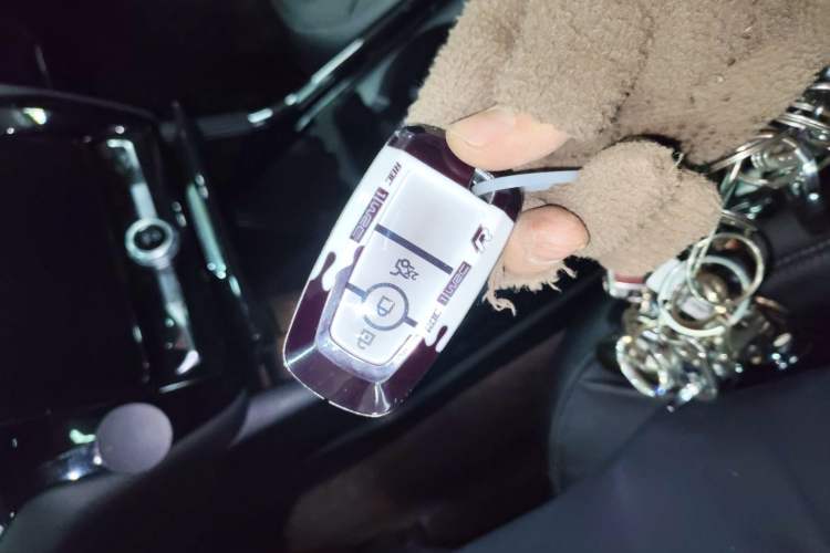 Used Ford Explorer 2020 EcoBoost 285 Four-Wheel Drive Trend Edition 6 Seats
