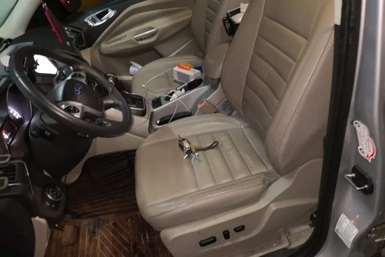 Used Ford Kuga 2013 2.0L GTDi Four-Wheel-Drive Elite Model
