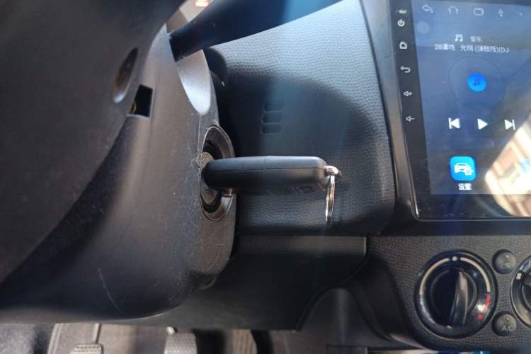 Used Suzuki Swift 2013 1.5L Manual Standard Edition
