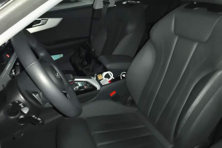 Used Audi A5 2024 Sportback 40 TFSI quattro Luxury Dynamic Model