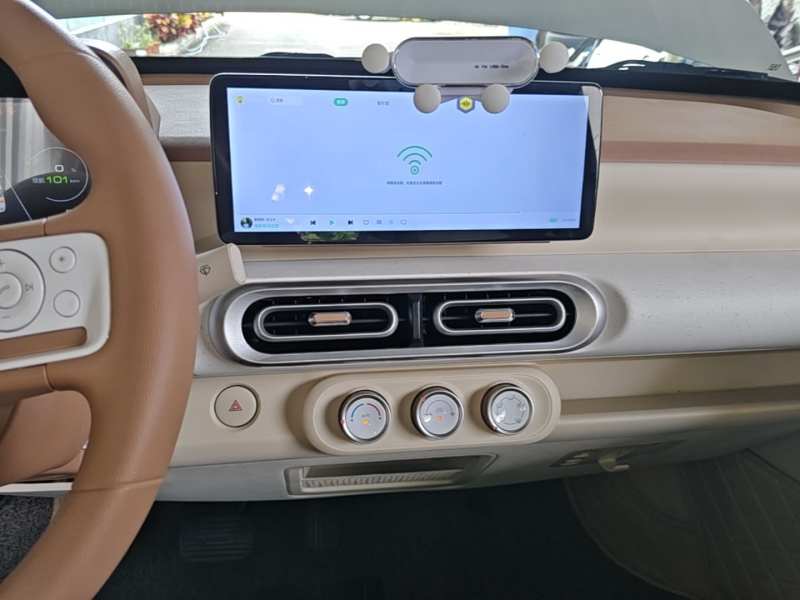 Used Wuling Hongguang MINIEV 2024 3rd Generation 215km Youth Edition — 12