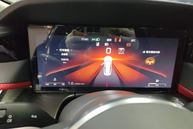 Used Hongqi H6 2024 2.0T ZhiMei Edition
