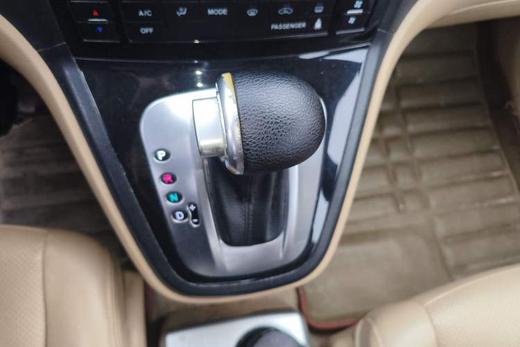 Used Haval H6 2012 2.4L Automatic Two-Wheel Drive Elite Version