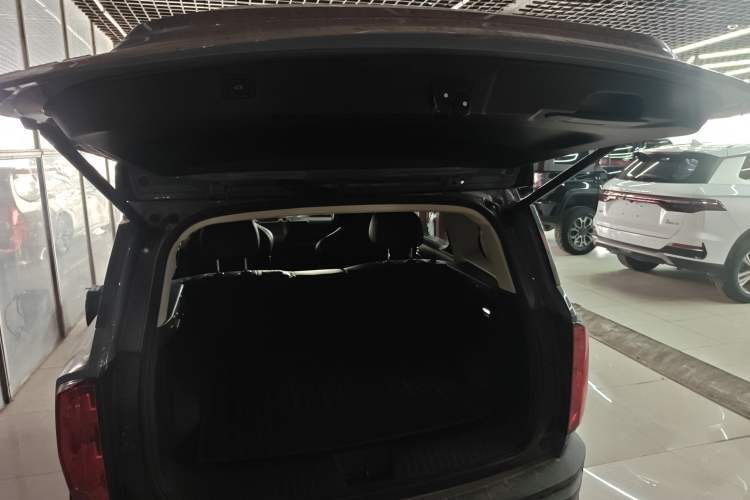 Used Haval X DOG 2022 1.5T DCT Two-Wheel Drive Trendy Edition Trunk