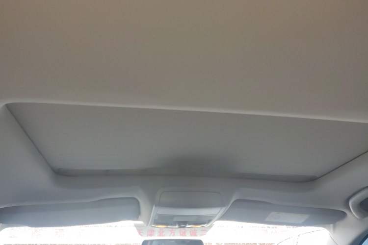 Used Volkswagen Sagitar 2014 Revised Version 1.4TSI Automatic Luxury Edition Headliner