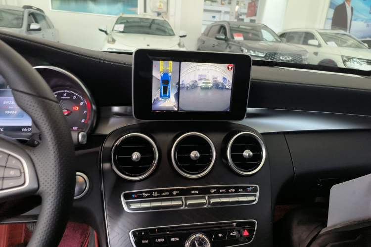 Used Mercedes-Benz C-Class 2017 Restyled C 180 L Fashion Edition Sport Version
