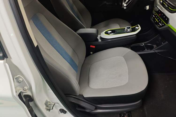 Used CHANGAN OSHAN Benni E-Star 2020 Heart Edition Lithium Iron Phosphate (31.95 kWh)
