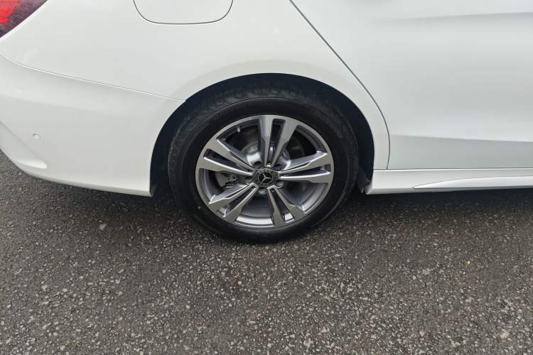 Used Mercedes-Benz C-Class 2020 Restyled C 200 L Fashion Edition Sport Version
