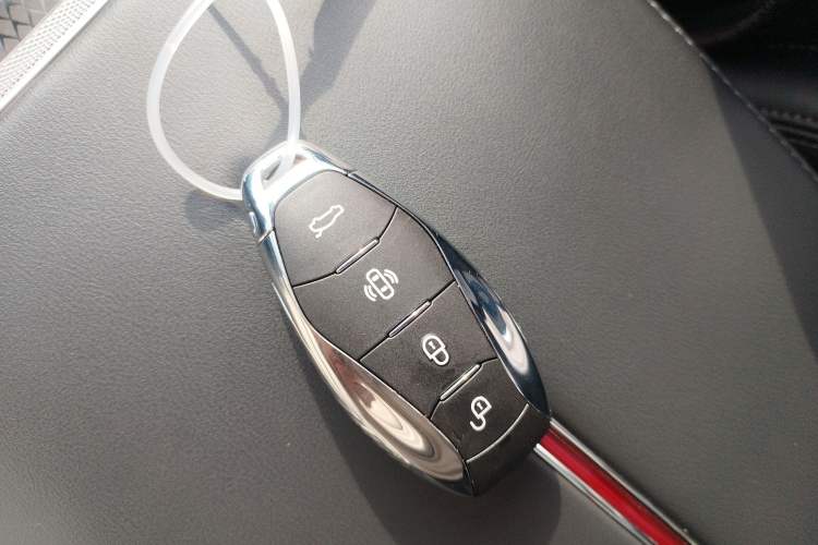 Used Hongqi HS3 2023 1.5T Two-Wheel Drive Shanwei Edition