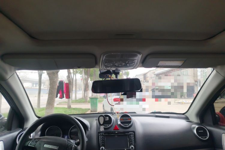 Used Haval H6 2015 Upgraded Model 1.5T Manual Two-Wheel Drive Elite Version
