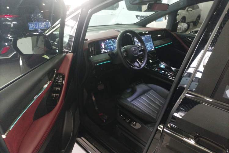 Used GAC Trumpchi M8 2023 Zongshi Series 400T Ultimate Edition
