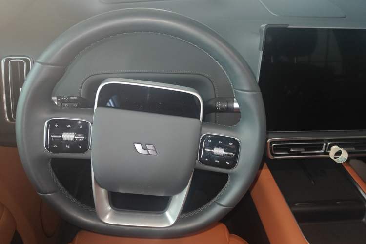 Used Li Auto L7 2023 Air model
