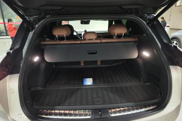 Used Nio ES6 2023 75 kWh
