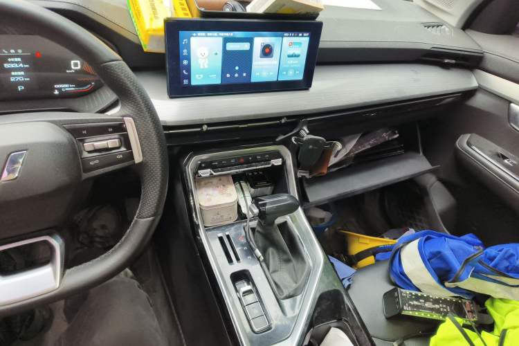 Used Wuling Asta 2021 1.5T CVT Starlight Edition Audio And AC Panel