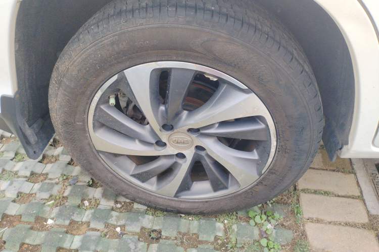 Used BYD Song 2016 1.5TI Manual Luxury Model
