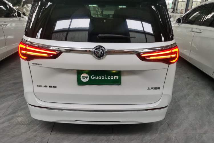 Used Buick GL8 2020 ES Land Cruiser 653T Comfort Edition Rear