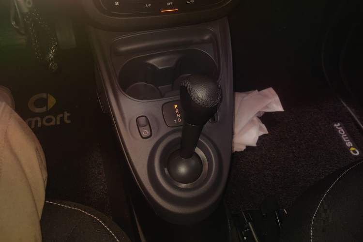 Used smart fortwo 2019 0.9T 66kW Hardtop Wind Power Edition China VI