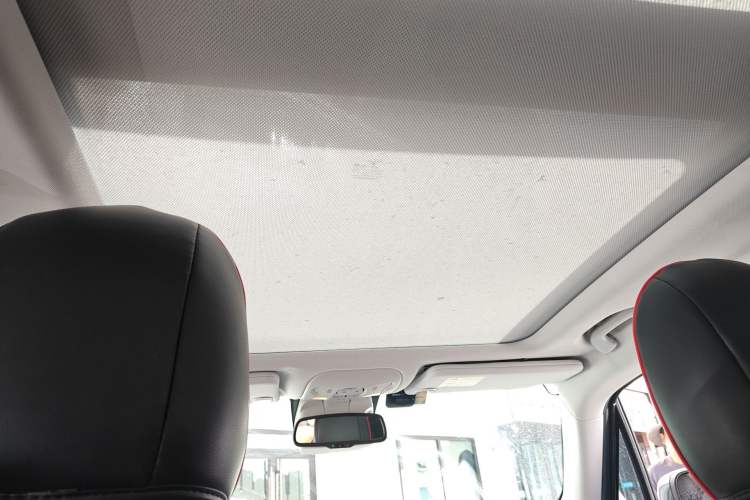 Used Jeep Renegade 2016 2.0L Automatic Four-Wheel Drive 75th Anniversary Tribute Edition Headliner