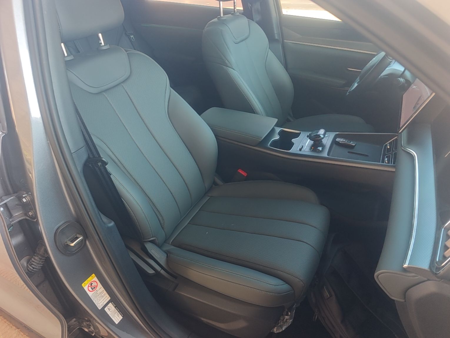 BYD Song Pro New Energy 2025 2nd Generation Intelligent Driving Version DM-i 75KM Overachiever Trim — снимка 19