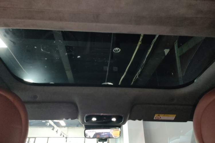 Used Hima AITO M8 2025 Extended-Range Ultra Version 53.4 kWh 5-Seater Edition
