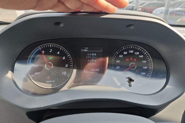 Used Wuling Yangguang 2025 Model 400km Bus Edition—Comfort Edition