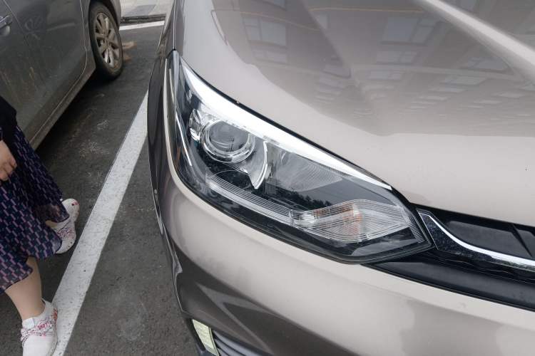 Used MG GS 2017 20T Automatic Prestige Edition Right Front Headlight