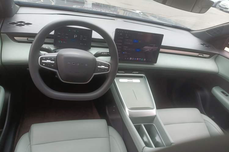 Used Roewe D6 2025 450km Deluxe Edition