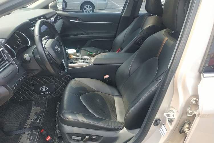 Used Toyota Camry 2019 2.0G Luxury Edition China V Standard