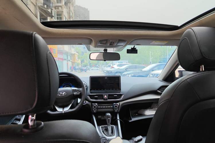 Used Hyundai Lafesta 2019 280TGDi Sport Edition China VI Headliner