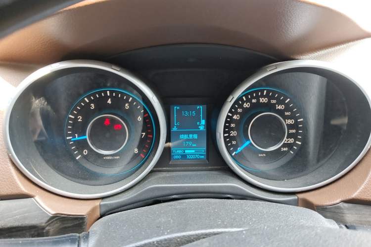 Used BAIC Weiwang S50 2016 1.5T Manual Joyful Luxury Edition Instrument Cluster