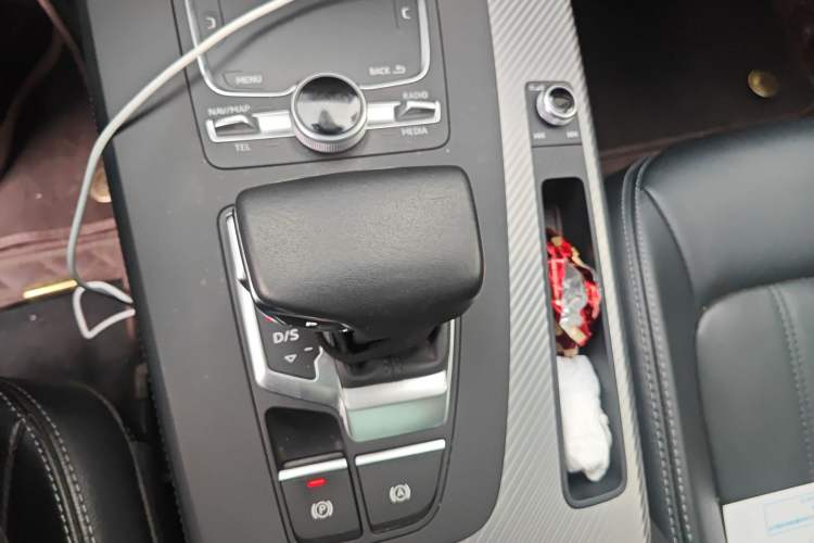 Used Audi Q5L 2020 45 TFSI Prestige Fashion Model
