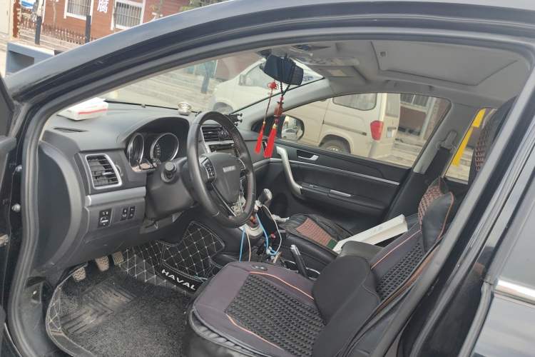 Used Haval M6 2018 1.5T Manual Two-Wheel Drive Elite Model Left Front Seat