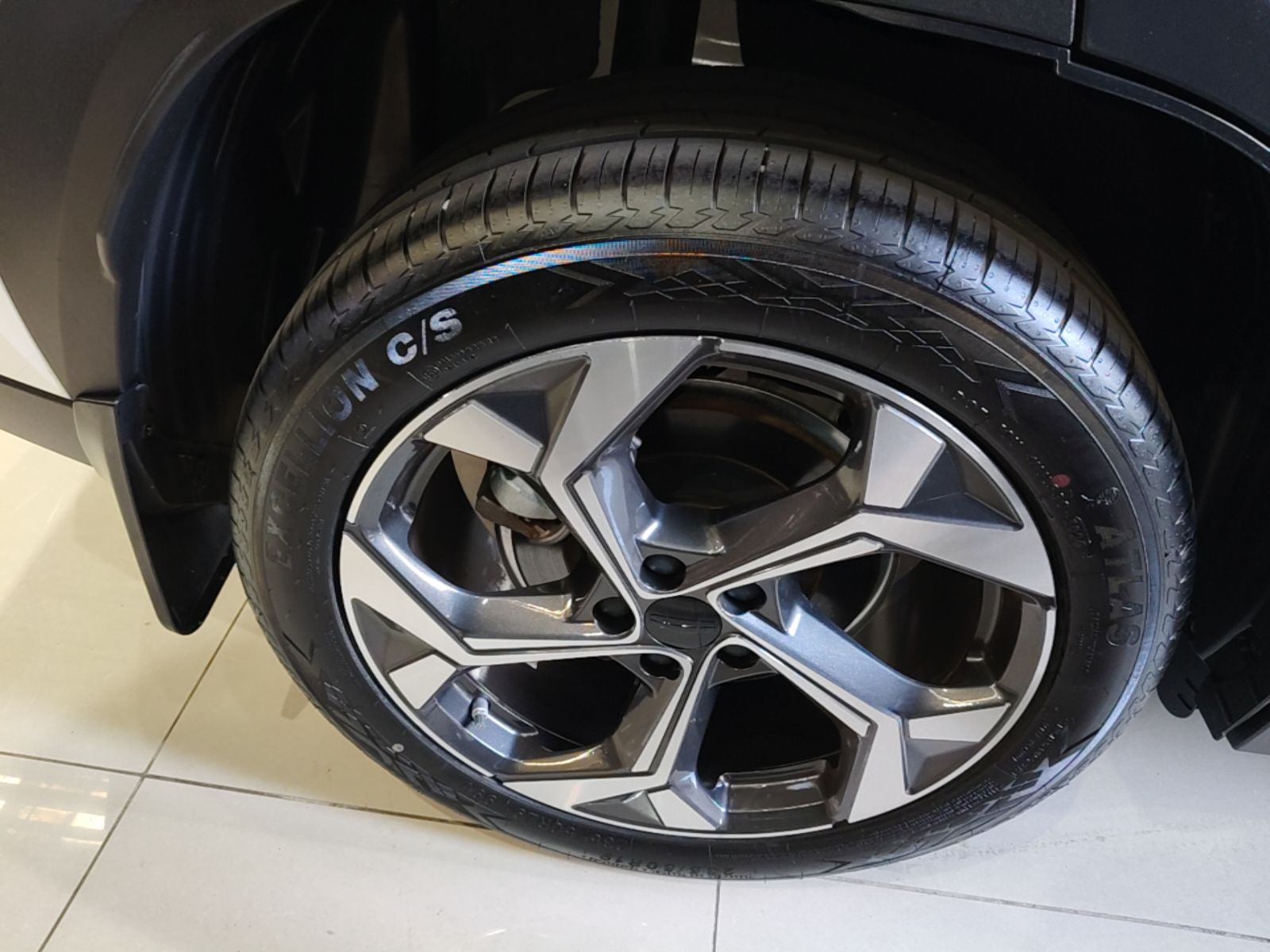 Geely Auto FX11 2024 1.5TD DCT Prestige Edition — снимка 11