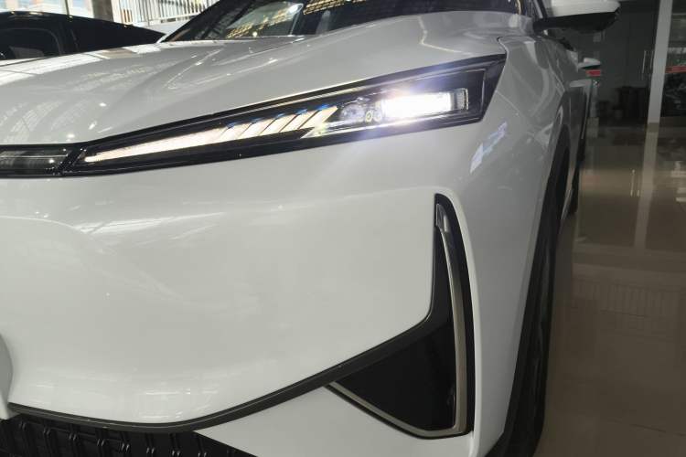 Used Dongfeng Aeolus L7 New Energy 2024 205 Pro