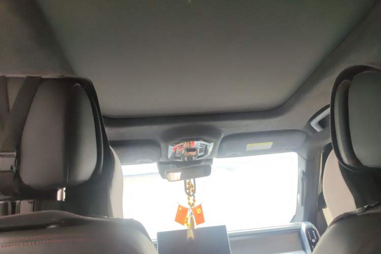 Used JETOUR Traveler 2023 2.0T All-Wheel Drive CrossPRO+ Headliner