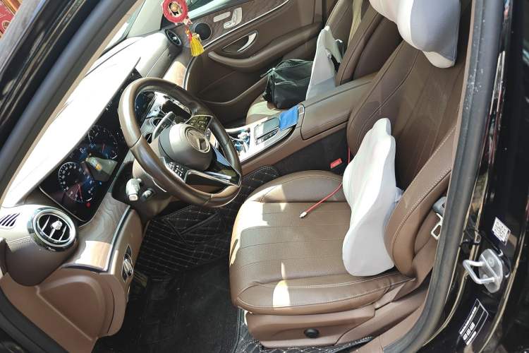 Used Mercedes-Benz E-Class 2022 Revised Version E 300 L Fashion Edition Left Front Seat