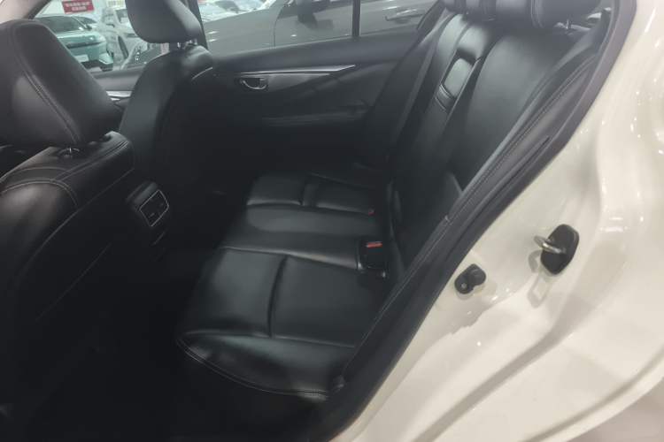 Used Infiniti Q50L 2016 2.0T Enjoyment Edition