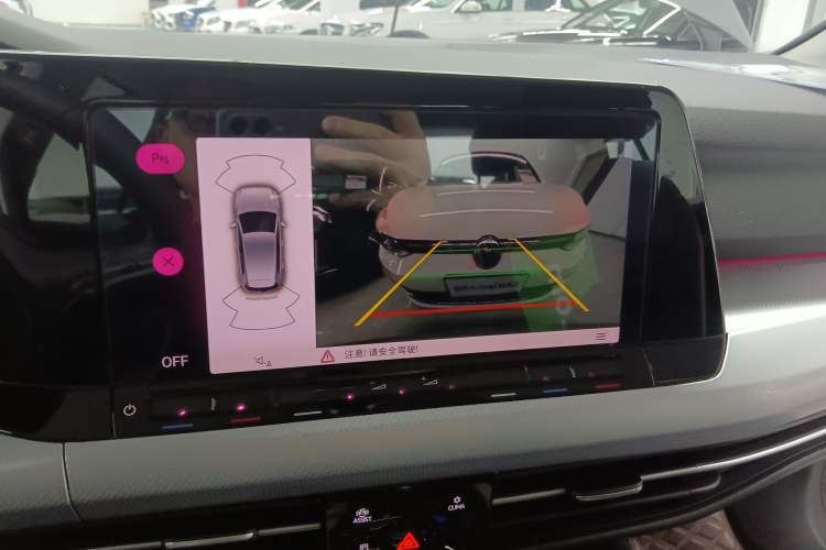 Used Volkswagen Golf 2024 280TSI DSG Pro 50th Anniversary Edition
