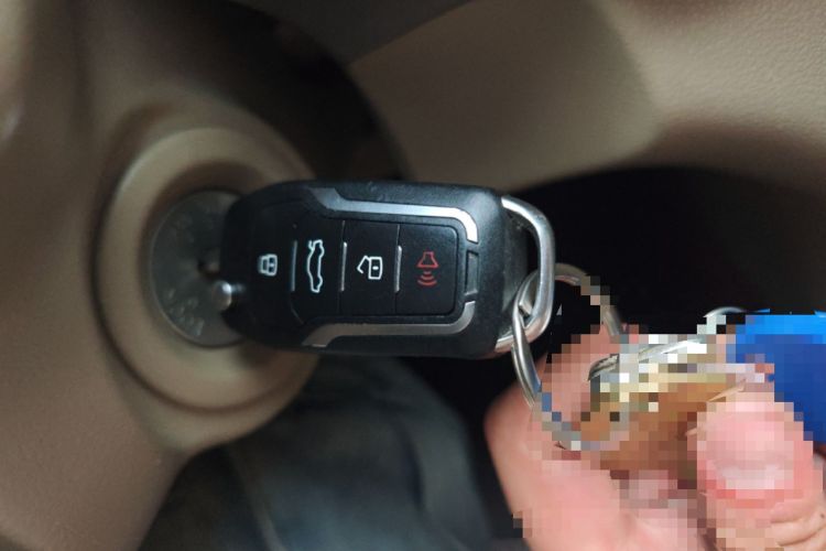 Used Nissan Sylphy 2012 Classic 1.6XE Automatic Comfort Edition Vehicle Key