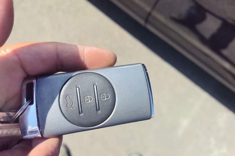 Used EXEED Lanyue 2021 400T Four-Wheel Drive Starlight Pro Edition 7 Seats Vehicle Key