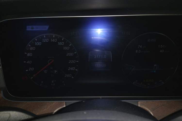 Used Mercedes-Benz E-Class 2017 E 300 L Sporty and Stylish Model