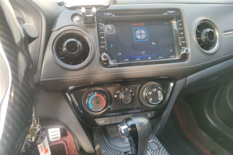 Used Honda XR-V 2015 1.8L EXi CVT Comfort Version
