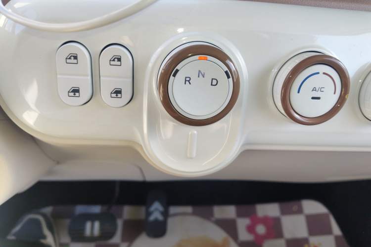 Used Bestune Pony 2026 Model 222km Cute Horse Plus Gear Lever