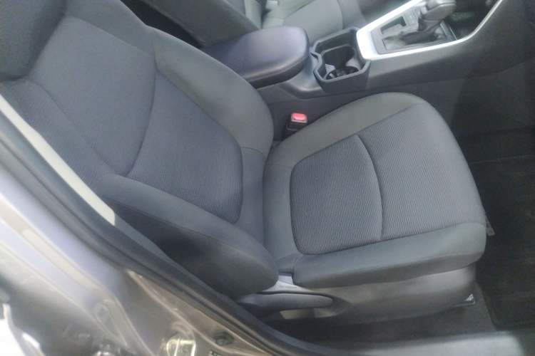 Used Toyota RAV4 2020 2.0L CVT Two-Wheel Drive Urban Edition
