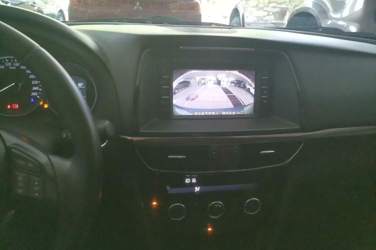 Used Mazda Atenza 2015 2.0L Blue Sky Luxury Edition