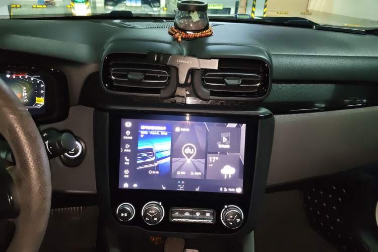 Used Lynk & Co 03 2021 1.5TD DCT Jing Champion Edition Audio And AC Panel